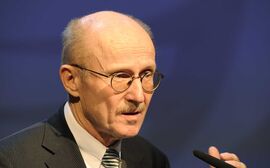 Willi Lemke, UN-Sonderberater für Sport im Dienste von Frieden und Entwicklung